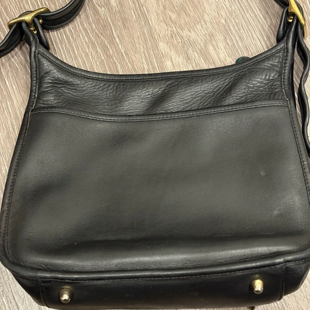 Coach Legacy 9966 Black Leather Shoulder Bag USA Made Brass Hardware Vintage 90s